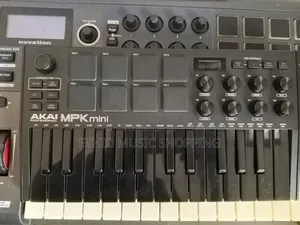 Akai Midi Keyboard