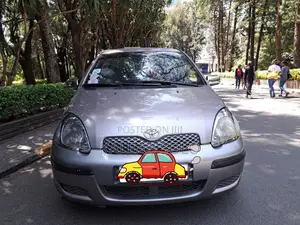 Toyota Vitz 1.0 FWD 5dr 2003 Beige