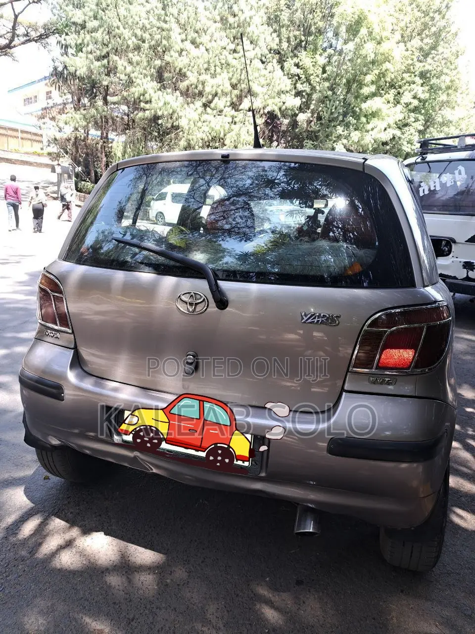Toyota Vitz 1.0 FWD 5dr 2003 Beige