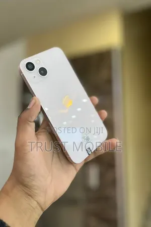 Apple iPhone 13 128 GB White