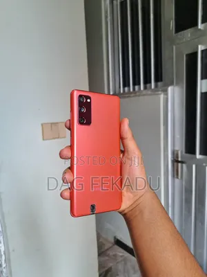 New Samsung Galaxy S20 FE 5G 128 GB Red