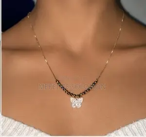 Simple Looking Necklace