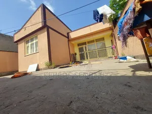 6bdrm House in Oromia, East Shewa for sale