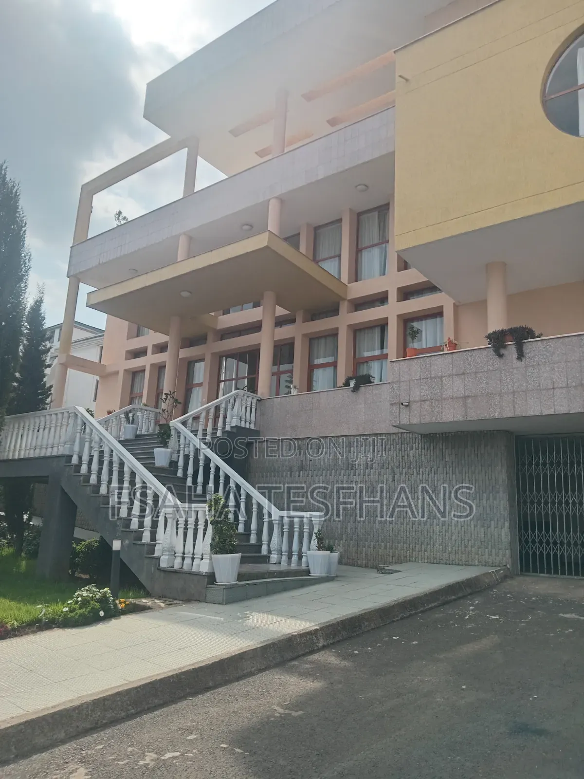 7bdrm House in G+3, Bole for rent