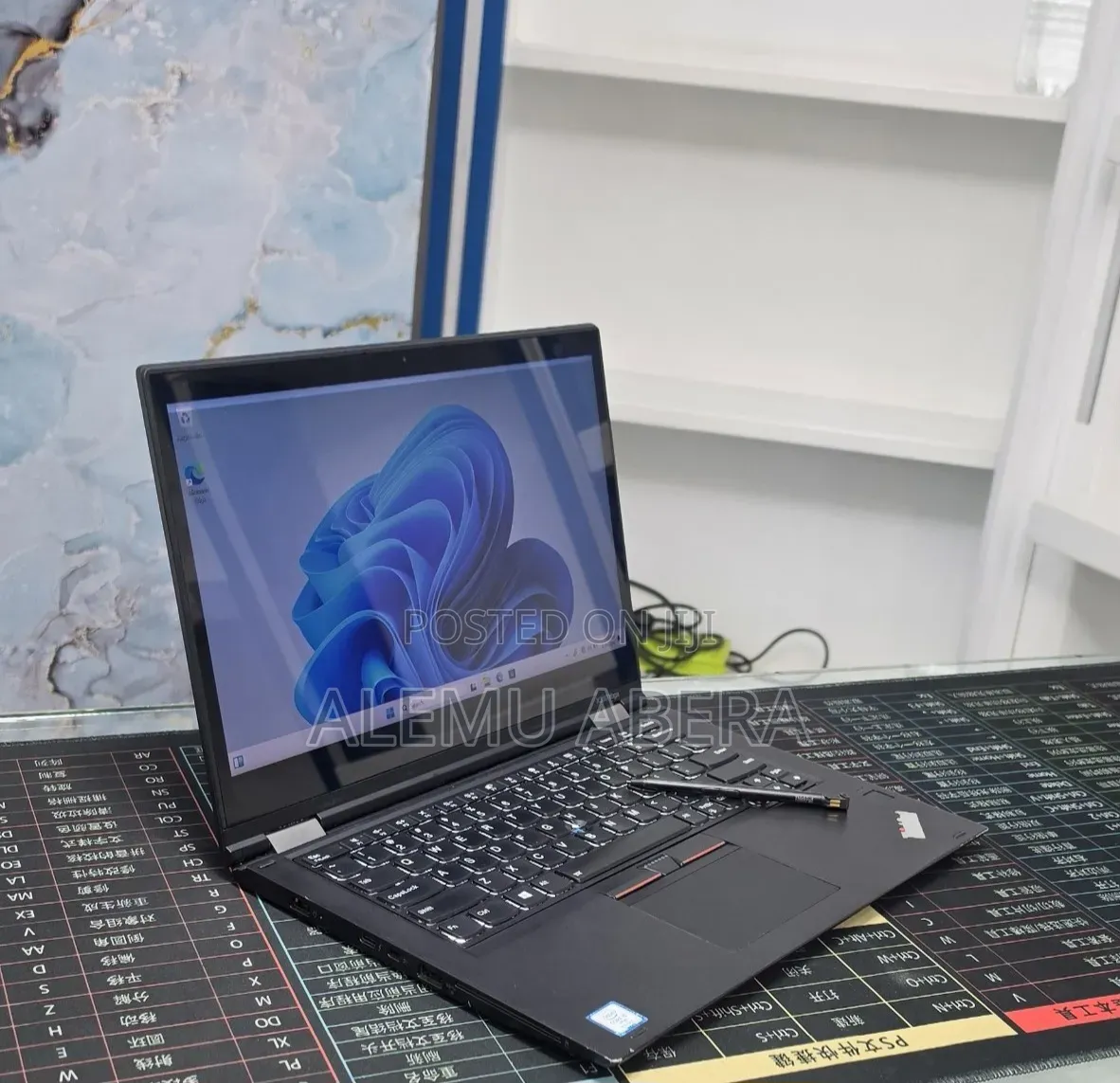 New Laptop Lenovo ThinkPad X380 Yoga 16GB Intel Core i5 SSD 256GB