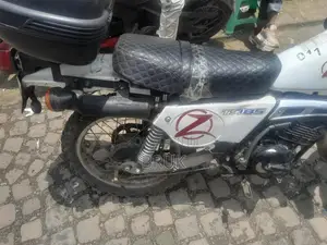 Suzuki 2015 White