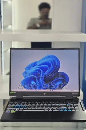 New Laptop Acer Predator Helios 300 16GB Intel Core i9 SSD 1T