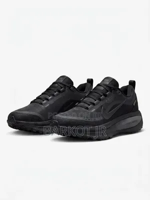 NIKE ZOOMX Premium Sneakers