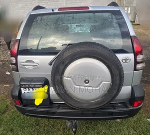 Toyota Land Cruiser Prado 2008 Silver