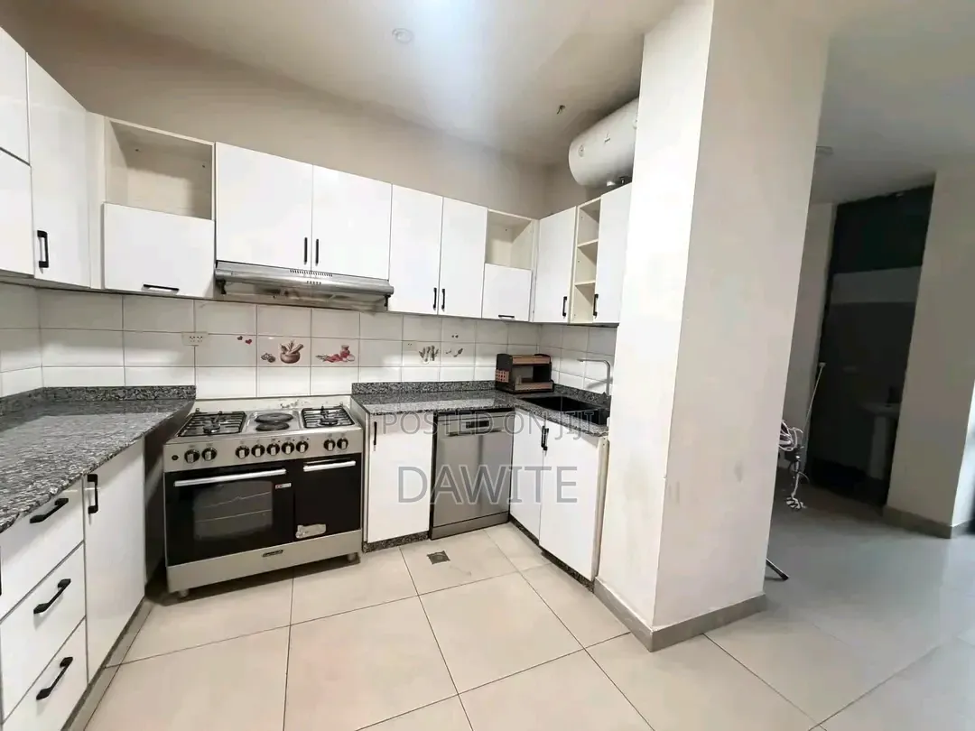 Furnished 3bdrm Apartment in የግል, Bole for sale