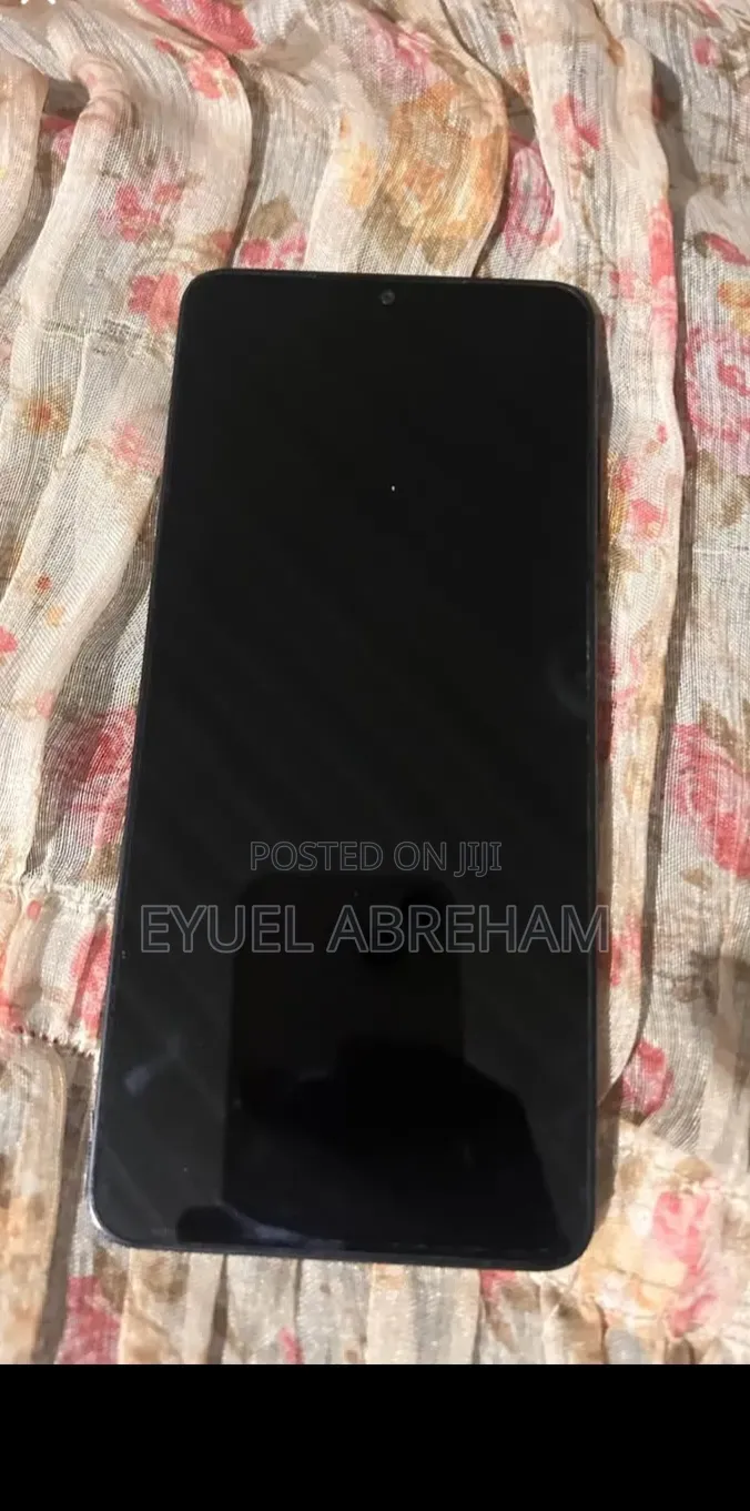 New Samsung Galaxy A06 64 GB Gray