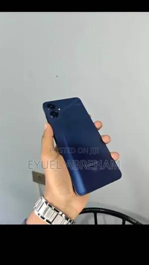 New Samsung Galaxy A06 64 GB Gray