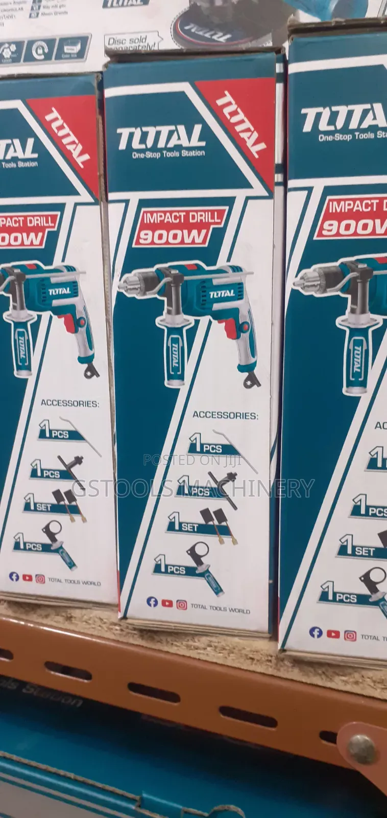 Total 900w Impact Drill