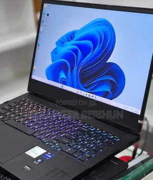 New Laptop HP OmniBook X Flip 16" 16GB Intel Core i9 SSD 512GB