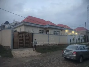 Furnished 3bdrm House in ሀያት, Bole for sale