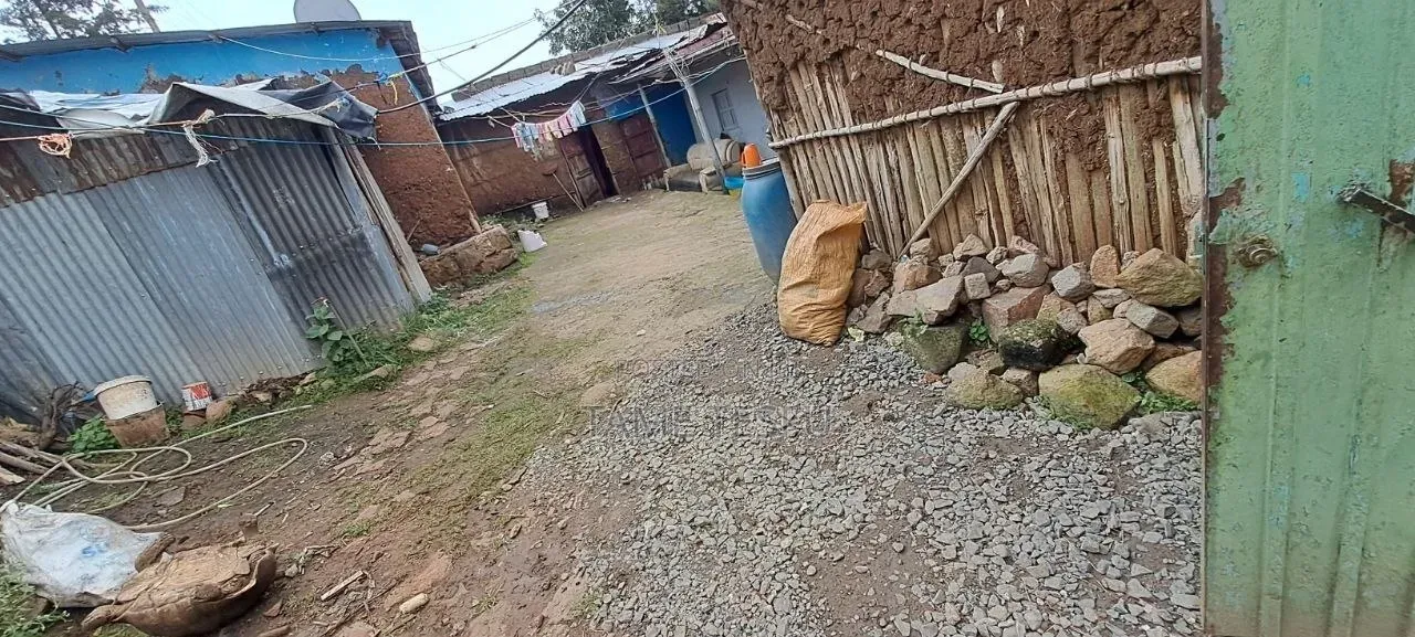 1bdrm Villa in ኮቶቤ, Bole for sale