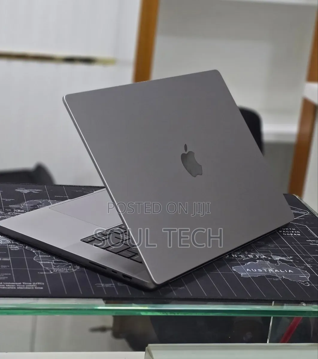 New Laptop Apple MacBook Pro 2021 M1 32GB Apple M1 Pro SSD 512GB