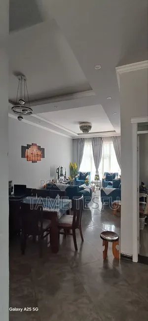 Furnished 3bdrm Villa in ኮቶቤ, Yeka for sale