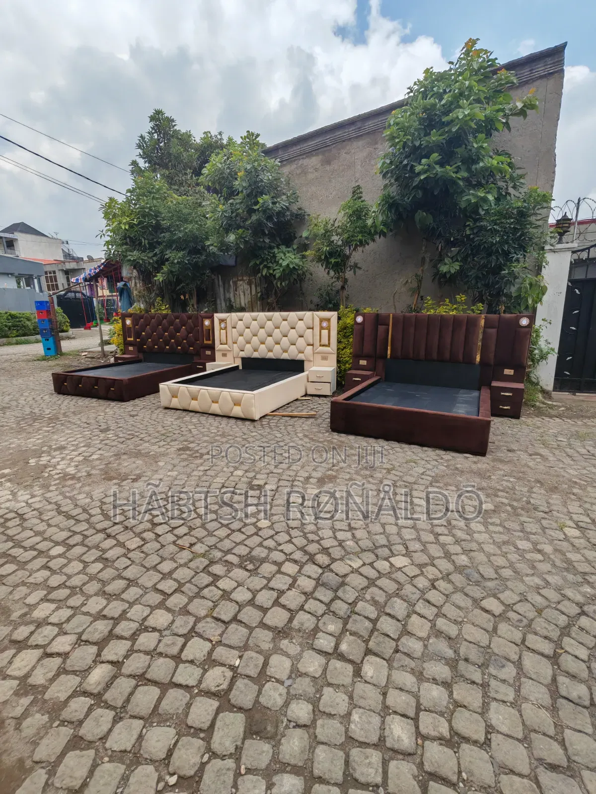 አልጋ Bed Sofa
