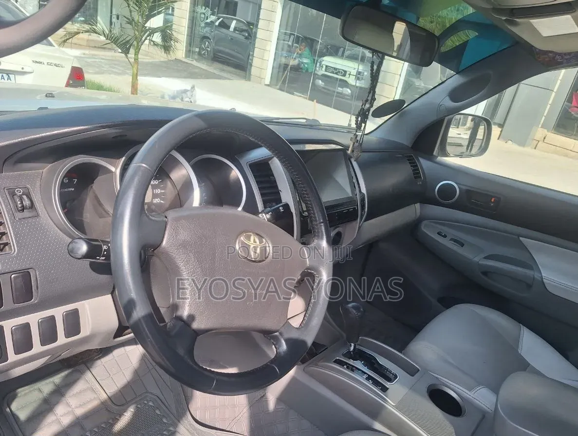 Toyota Tacoma 2007 Gray