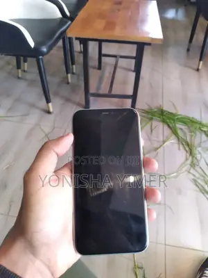 Apple iPhone 11 128 GB Green