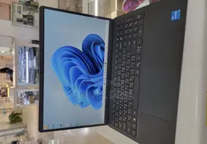 New Laptop Dell 16GB Intel Core i5 SSD 512GB