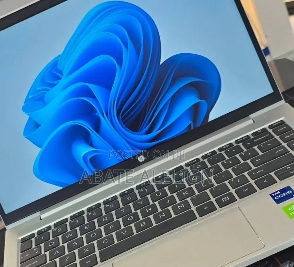 New Laptop HP Pavilion 14 16GB Intel Core i7 SSD 512GB