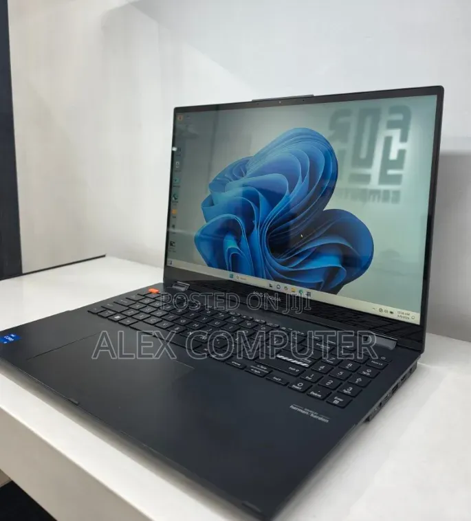 New Laptop Asus Vivobook 15 16GB Intel Core i5 SSD 512GB