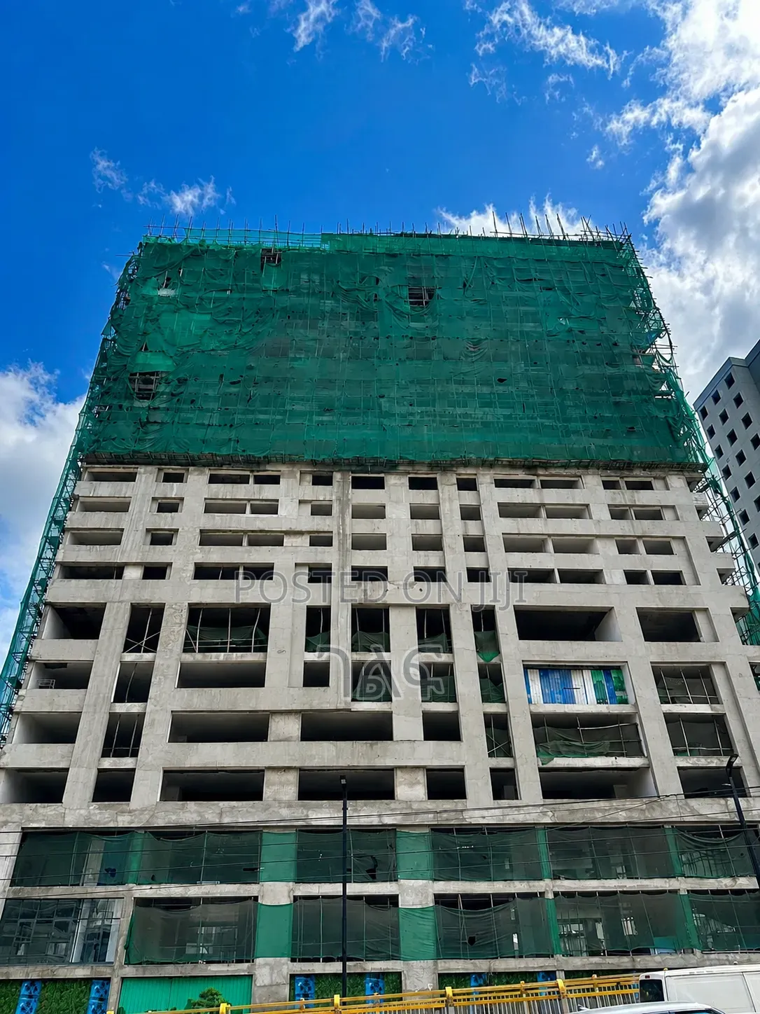 2bdrm Apartment in ባንቢስ ሱፐር ማርኬት ፊት ለፊት, Bole for sale