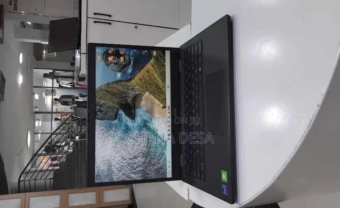 New Laptop Dell Latitude 3420 8GB Intel Core i7 SSD 256GB