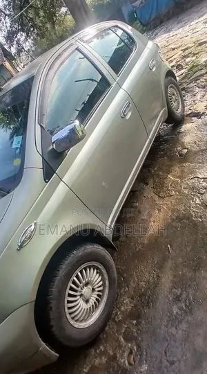 Toyota Vitz 2002 Beige