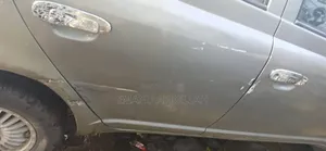 Toyota Vitz 2002 Beige