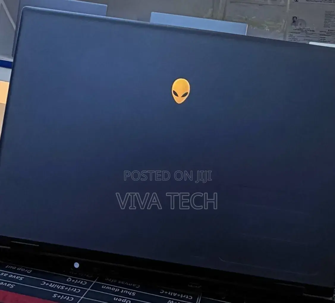New Laptop Alienware M17x R2 16GB Intel Core Ultra 9 SSD 1T