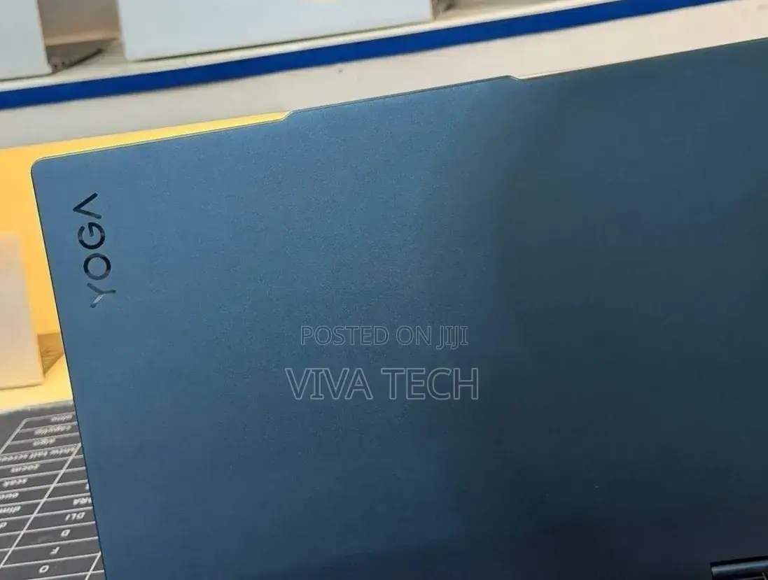 New Laptop Lenovo Yoga 700 16GB Intel Core i7 SSD 512GB