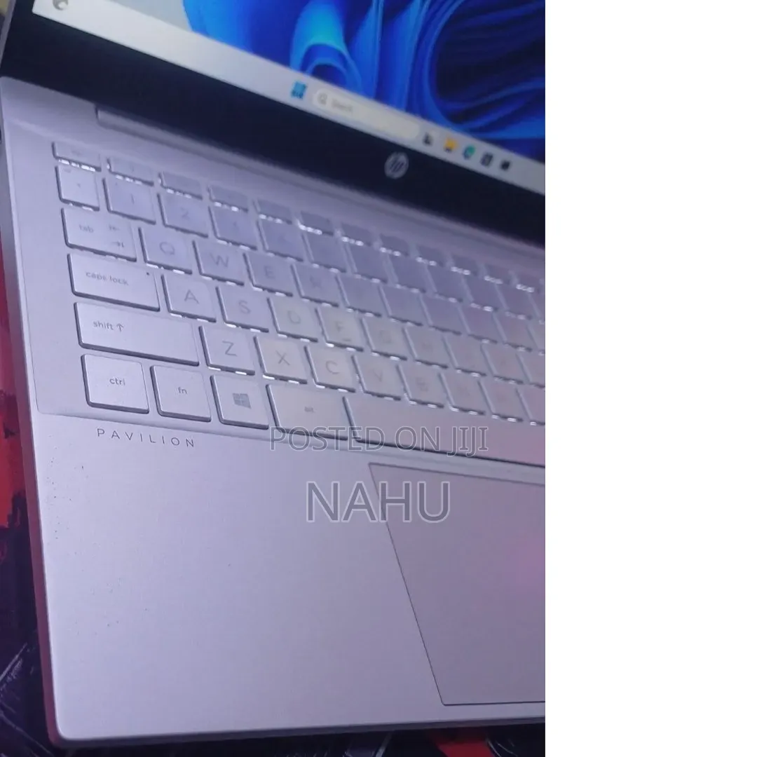 New Laptop HP Pavilion 14 16GB Intel Core i7 SSD 512GB