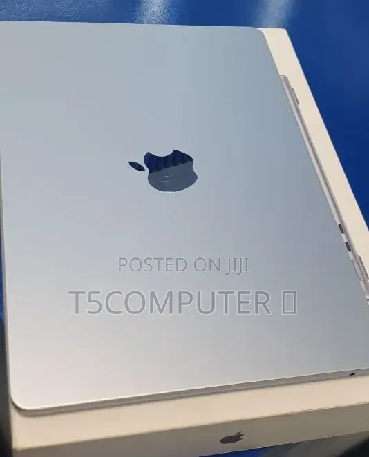 New Laptop Apple MacBook Air 2025 M4 16GB Apple M4 SSD 256GB