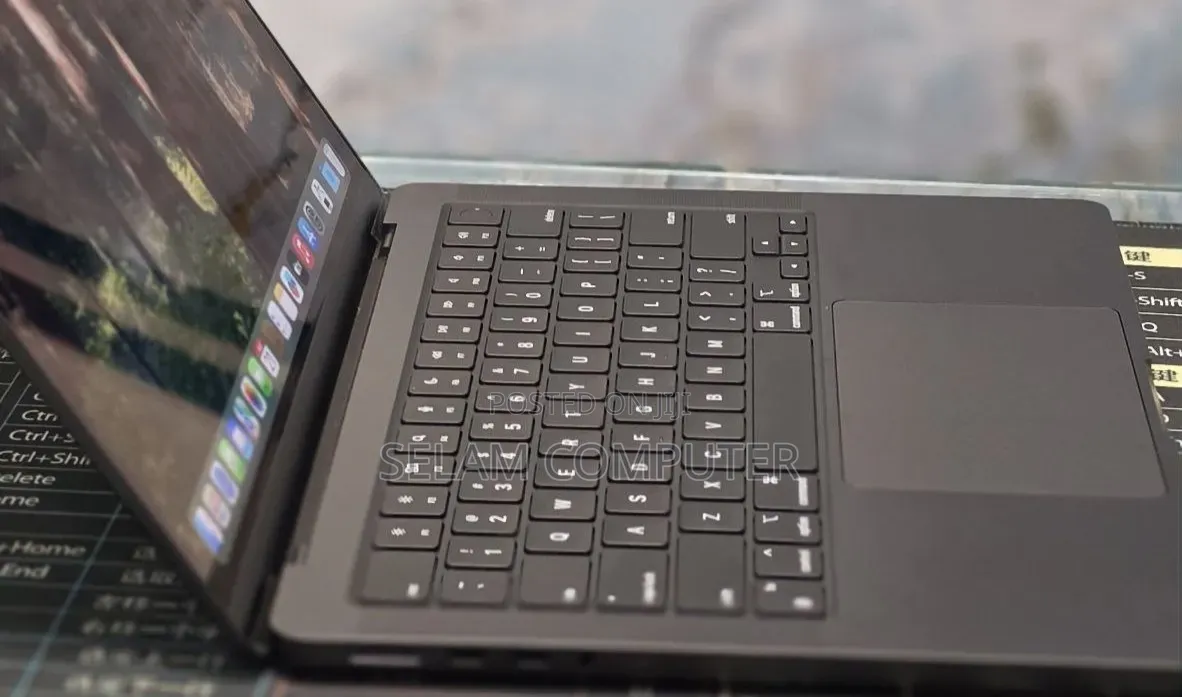 New Laptop Apple MacBook Pro 2024 M4 16GB Apple M4 SSD 512GB