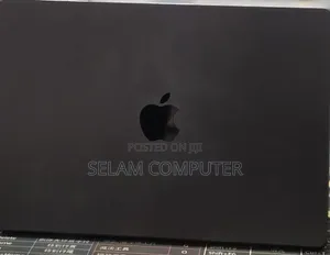 New Laptop Apple MacBook Pro 2024 M4 16GB Apple M4 SSD 512GB