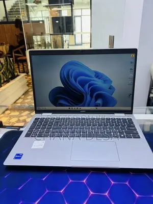 New Laptop Dell Inspiron 15 3581 16GB Intel Core i7 SSD 1T