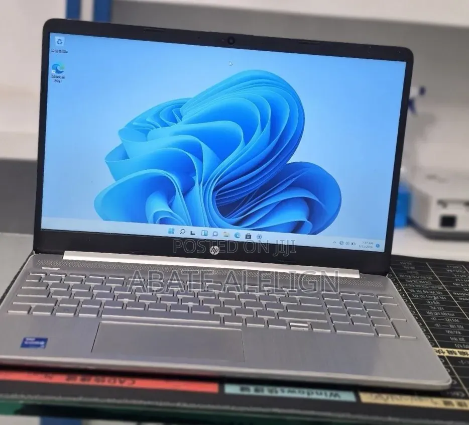 New Laptop HP Stream Notebook 8GB Intel Core i5 HDD+SSD 1T
