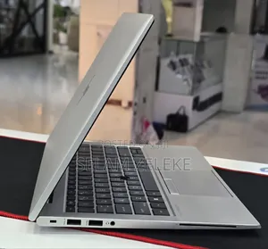 New Laptop HP EliteBook 840 G8 16GB Intel Core i7 SSD 512GB