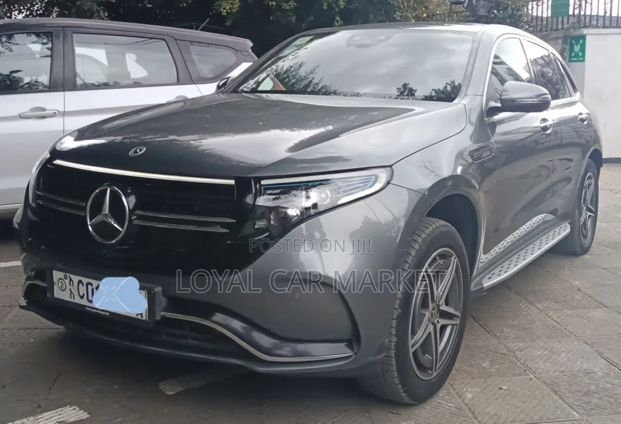 Mercedes-Benz EQC EQC400 4MATIC 2022 Gray