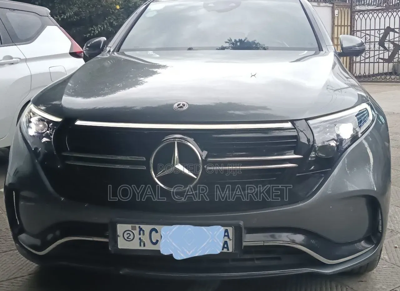 Mercedes-Benz EQC EQC400 4MATIC 2022 Gray