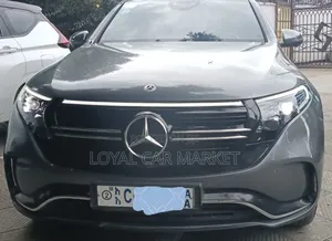 Mercedes-Benz EQC EQC400 4MATIC 2022 Gray