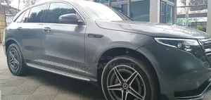 Mercedes-Benz EQC EQC400 4MATIC 2022 Gray
