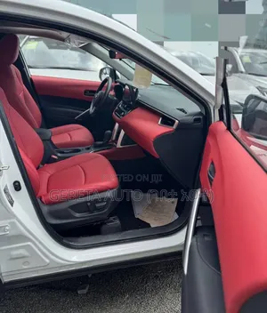 Toyota Corolla Cross 2025