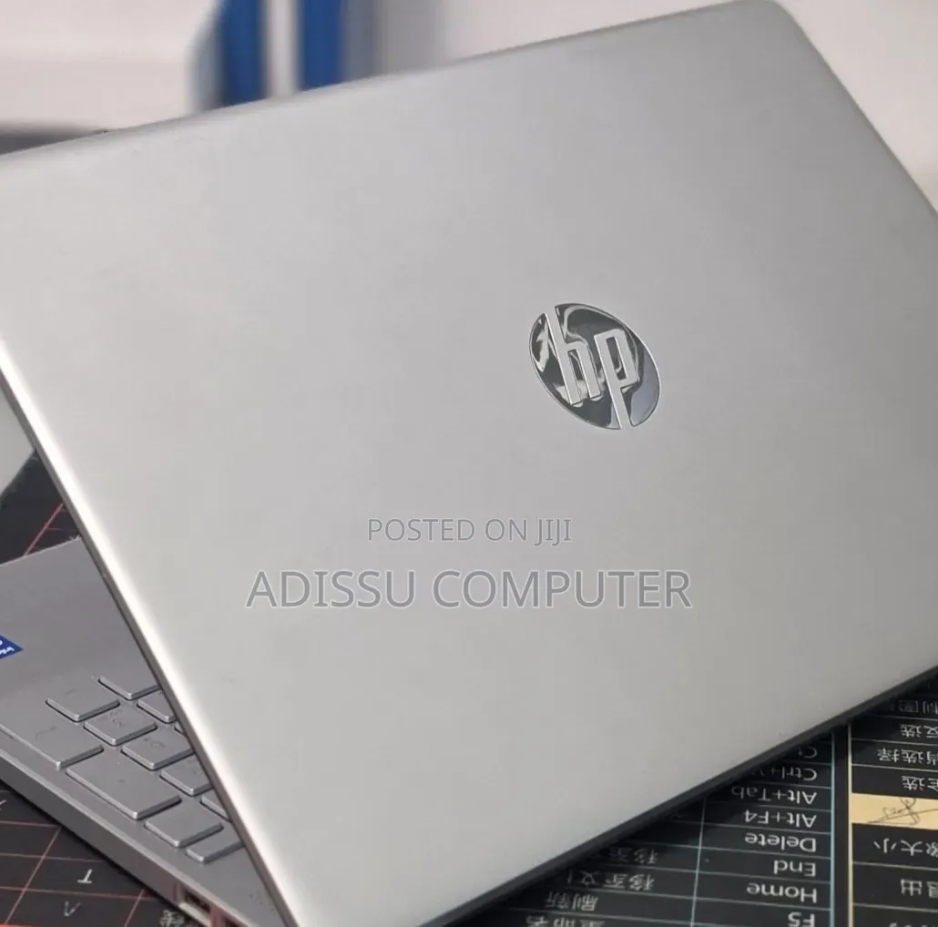 New Laptop HP Stream Notebook 8GB Intel Core i5 SSD 512GB