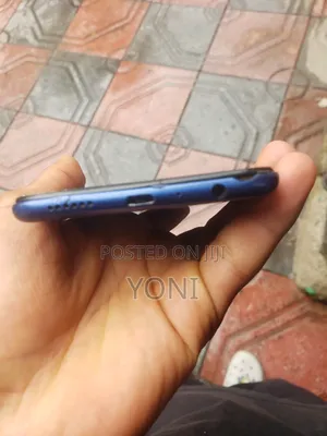 Samsung A10 32 GB Blue