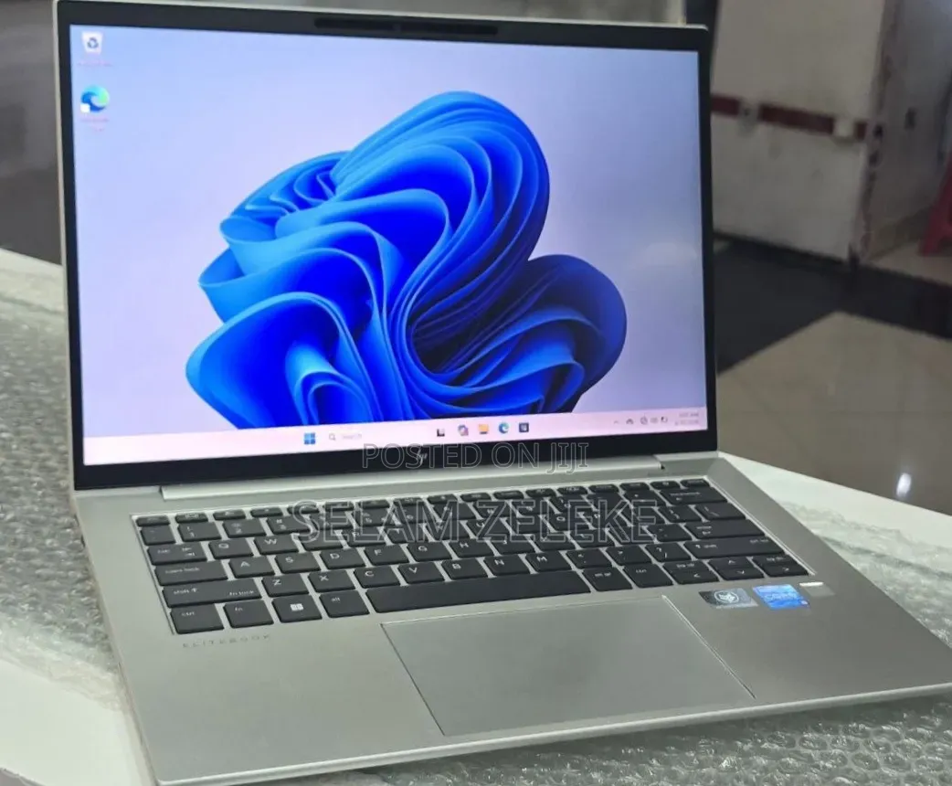New Laptop HP EliteBook 840 G9 16GB Intel Core i5 SSD 512GB