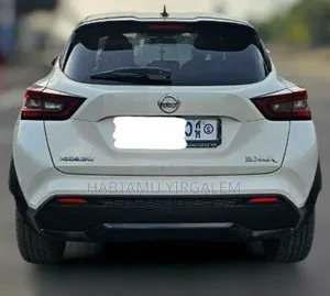 Nissan Juke 2021 White